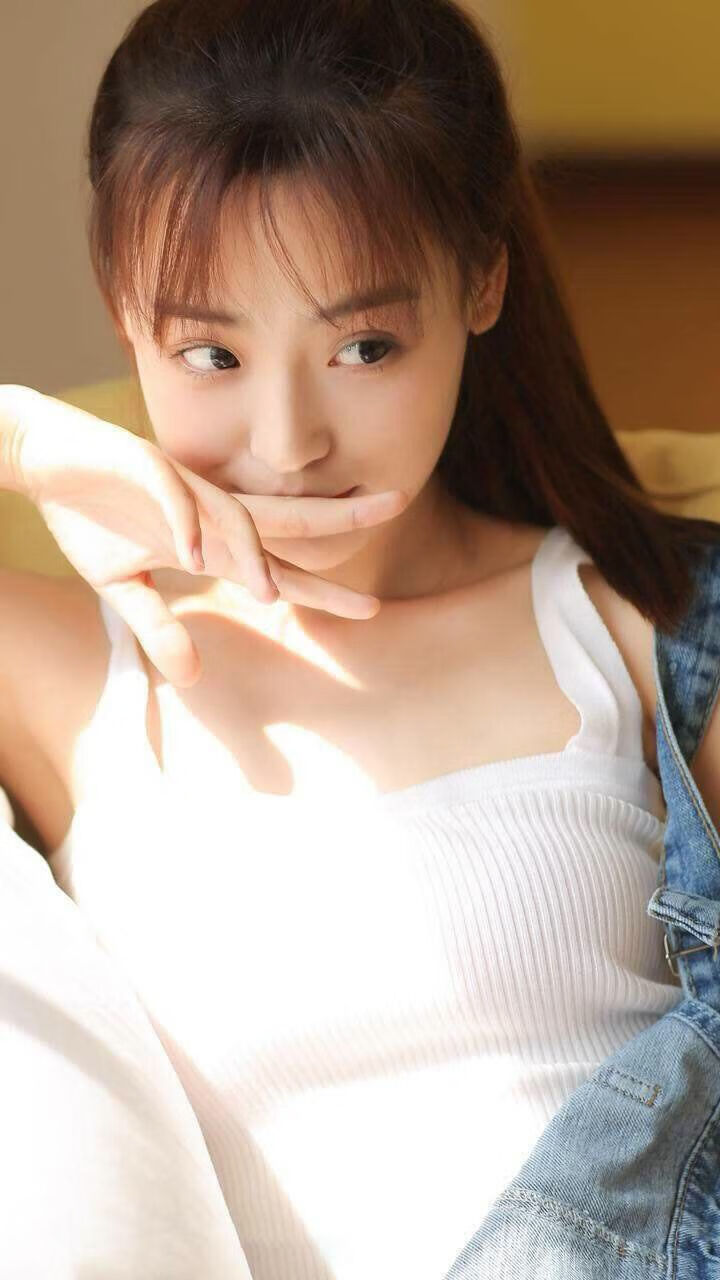 九游体育平台-马刺铁血防守铸就经典之战，季后赛焦点对决锁死凯尔特人攻势